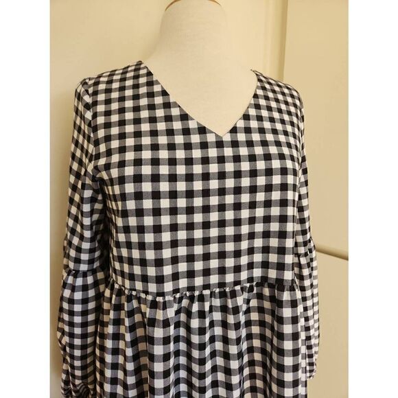 Blk/Wht Buffalo Plaid Riered Baby Doll Dress - Picture 2 of 9